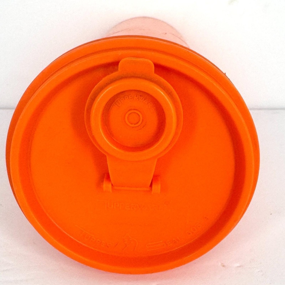Vintage Tupperware Flip Top Container 1.5 Qt Orange Space Saver USA - Picture 4 of 8
